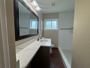 6645 Lodge St in Houston, TX - Building Photo - Building Photo