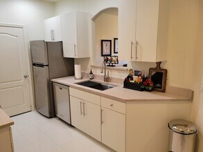 6900 E Princess Dr, Unit 2250 in Phoenix, AZ - Foto de edificio - Building Photo