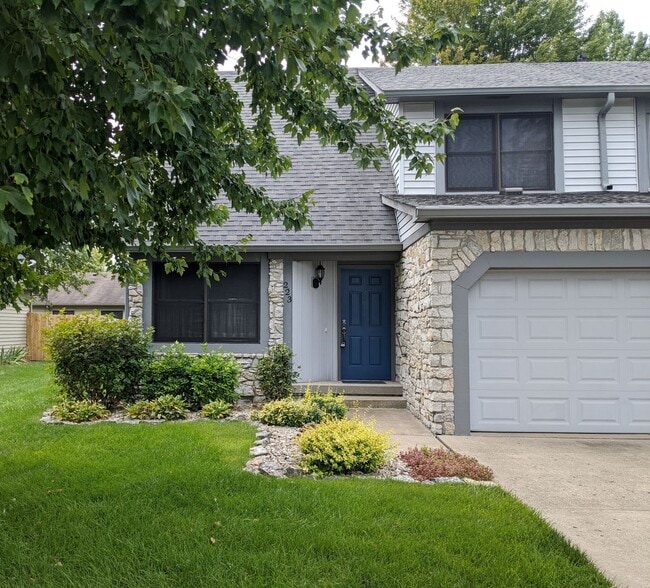 223 E County Line Rd