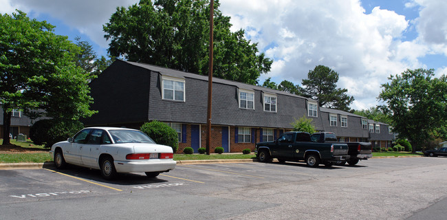 Gorman Crossings in Raleigh, NC - Building Photo - Building Photo