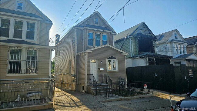 property at 4517 Seton Ave