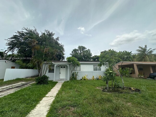 property at 940 NW 34th Way