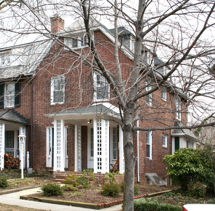 3433 Guilford Ter in Baltimore, MD - Foto de edificio