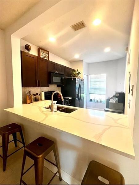 6435 Park Lake Cir in Boynton Beach, FL - Building Photo