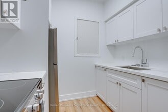 200-200 King St in St Catharines, ON - Building Photo - Building Photo