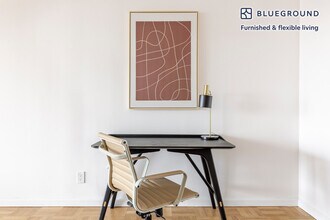 985 5th Ave in New York, NY - Building Photo - Building Photo