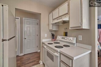 104 Clouser Dr in Irmo, SC - Building Photo - Building Photo