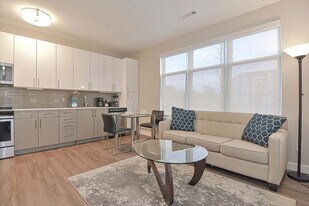 40 E Pier Dr, Unit SI ID1039902P in Boston, MA - Building Photo