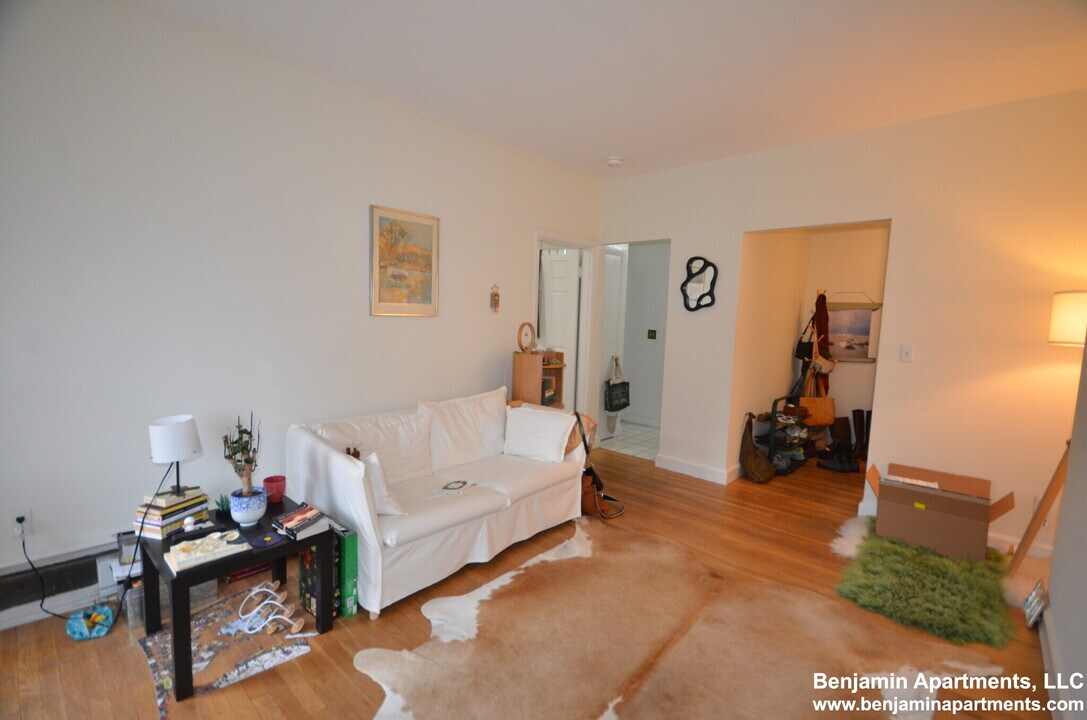 508 Beacon St, Unit 18 in Boston, MA - Building Photo
