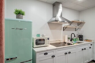 1020 16th St NW in Washington, DC - Building Photo - Building Photo