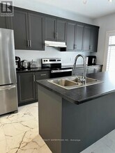 141 Rosie St in Blue Mountains, ON - Building Photo - Building Photo