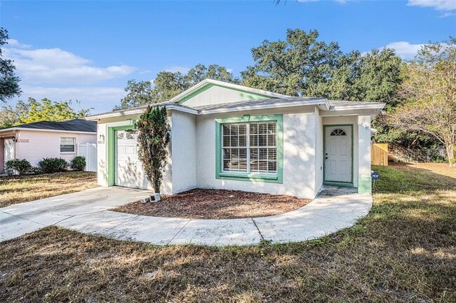 8512 Lazy River Dr in Tampa, FL - Building Photo - Building Photo