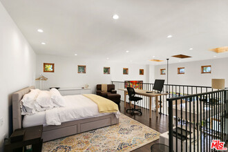 835 N Harper Ave in Los Angeles, CA - Building Photo - Building Photo