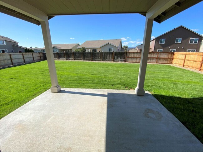 2108 W Sunnyview Ln in Ellensburg, WA - Building Photo - Building Photo