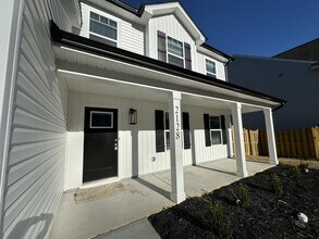 2128 Middlebridge Ct in Fort Mill, SC - Building Photo - Building Photo