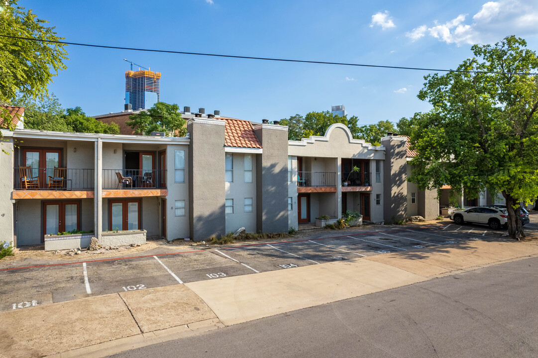 Terrace on Shoal Creek in Austin, TX - Building Photo