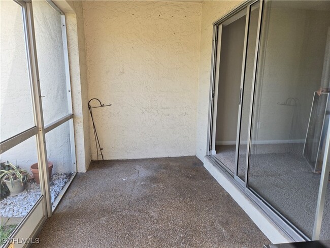 property at 4717 SE 4th Pl