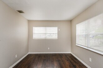 2911 E 23rd Ave in Tampa, FL - Building Photo - Building Photo