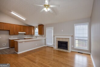 110 Tara Way in Covington, GA - Building Photo - Building Photo