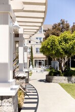 Miramar in Foster City, CA - Foto de edificio - Building Photo