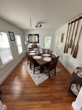 1110 Poquonnock Rd in Groton, CT - Building Photo - Building Photo