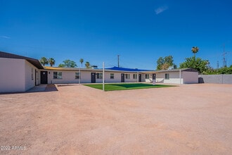 37 E El Parque Dr in Tempe, AZ - Building Photo - Building Photo
