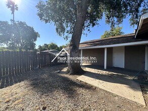 7511 St Philomena Way in Citrus Heights, CA - Building Photo - Building Photo