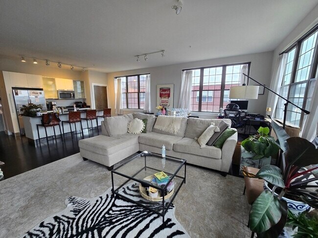property at 154 W 2nd St