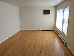 156 Asbury Ave in Evanston, IL - Building Photo - Building Photo