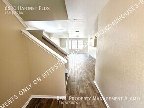 6611 Hartnet Fields in Converse, TX - Building Photo - Building Photo