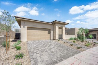 11032 Rolling Vista Dr in Las Vegas, NV - Building Photo - Building Photo