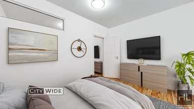 EAST 69 STREET in New York, NY - Building Photo - Building Photo
