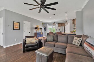 2548 Murfreesboro Pike in Nashville, TN - Building Photo - Building Photo