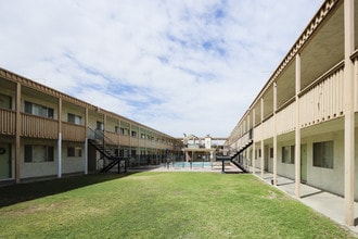 Brawley Apartments in Brawley, CA - Building Photo - Building Photo