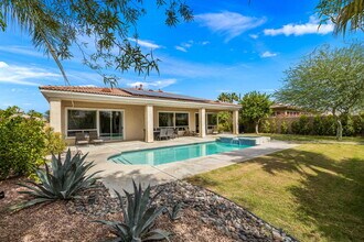 74053 Chinook Cir in Palm Desert, CA - Building Photo - Building Photo