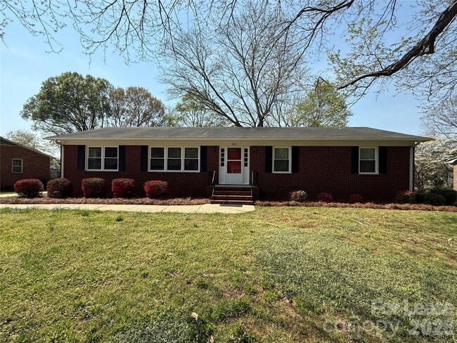 851 Fieldstone Rd in Mooresville, NC - Building Photo - Building Photo