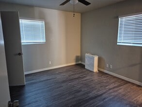 1704 Corte Alegre in Alamogordo, NM - Building Photo - Building Photo