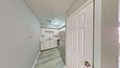 2887 Post St in Jacksonville, FL - Building Photo - Building Photo