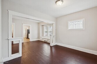 2302 Saratoga Ave in Cleveland, OH - Building Photo - Building Photo