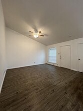 8846 Meadow Range St in San Antonio, TX - Building Photo - Building Photo