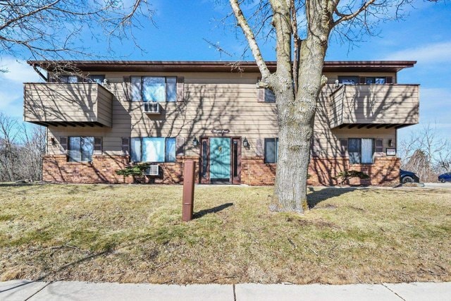 141 Maple Ave S, Unit 141 S Maple Lower