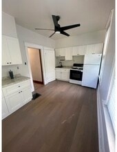205 Western Ave, Unit #1 in Covington, KY - Building Photo - Building Photo