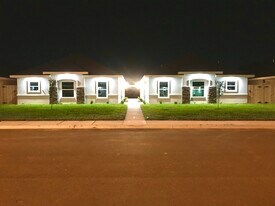 4904 N Winona Dr in Pharr, TX - Building Photo