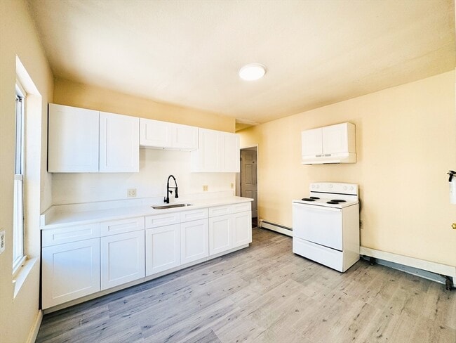 513 Washington St in Boston, MA - Building Photo - Building Photo