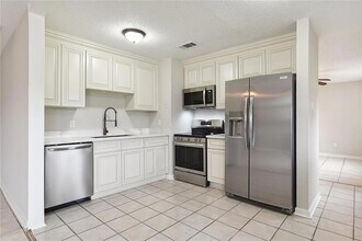 2808 Pritchard Rd, Unit 5 in Marrero, LA - Building Photo - Building Photo