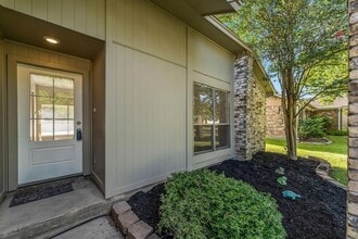 16970 Mockingbird Ct in Conroe, TX - Building Photo - Building Photo