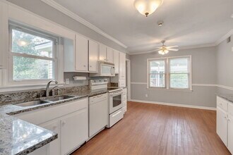 319 Tanglewood Rd in Savannah, GA - Building Photo - Building Photo