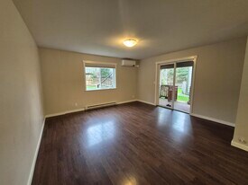 6865-6865 Grant Rd W in Sooke, BC - Building Photo