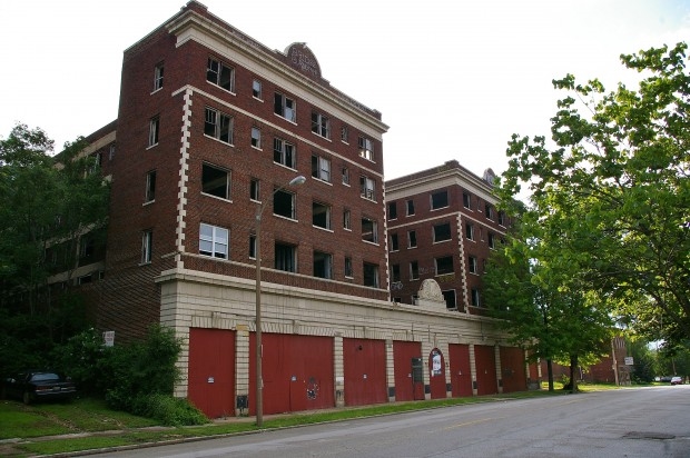 Freedom Place in St. Louis, MO - Foto de edificio - Building Photo