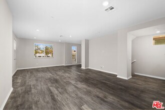 757 Daniel Freeman Cir in Inglewood, CA - Building Photo - Building Photo